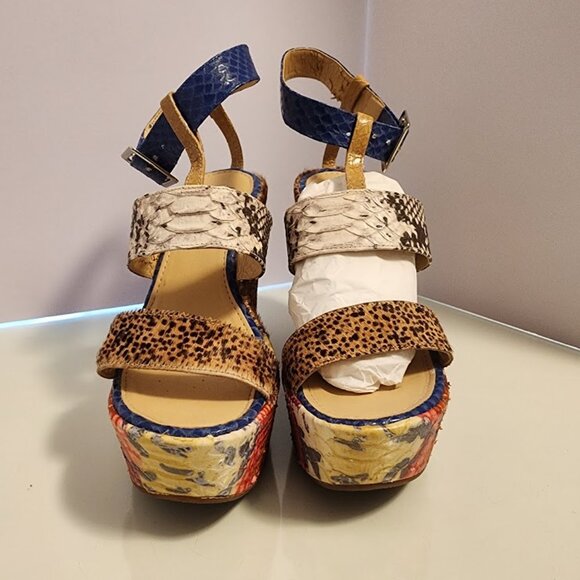Lui Chung Animal Print Platform Sandals - Picture 4 of 9